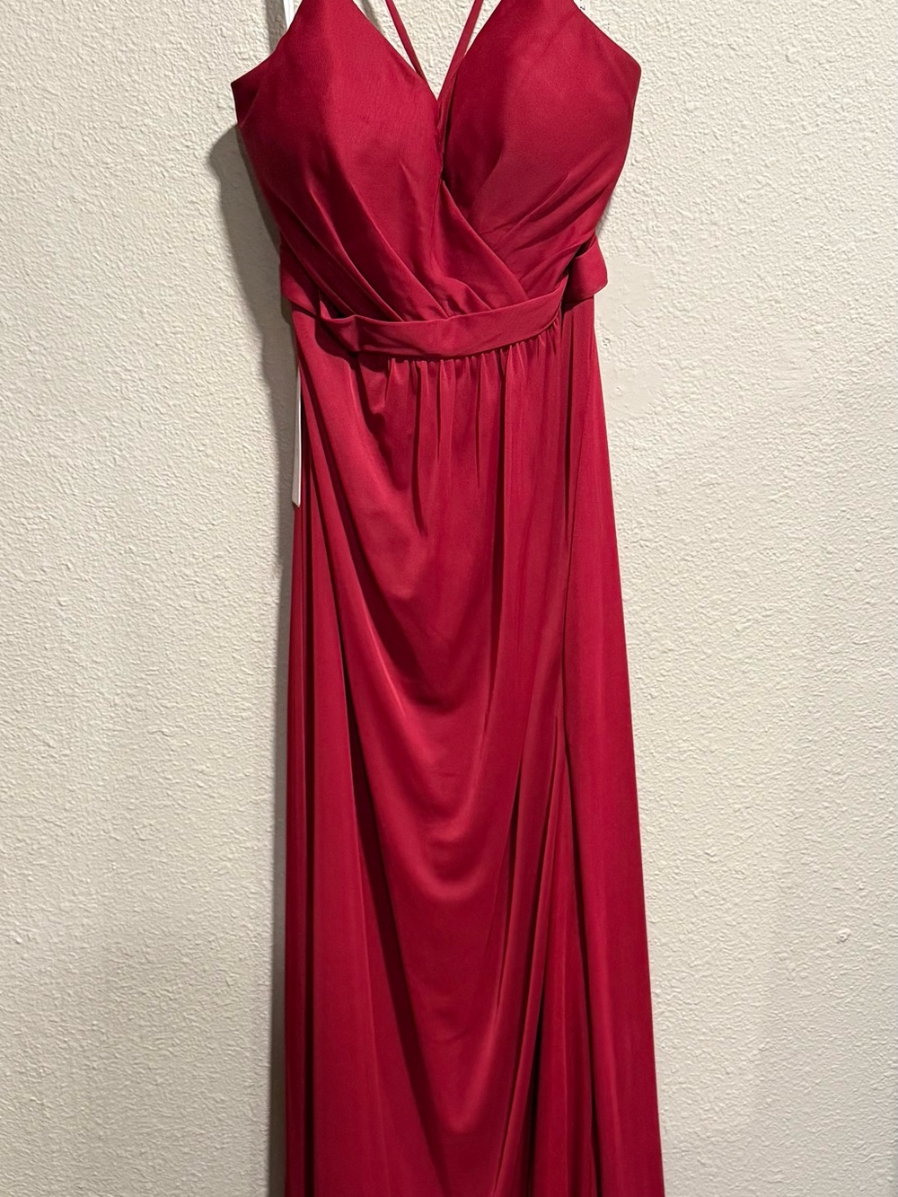 Elegant Red V-Neck Bridesmaid Dress